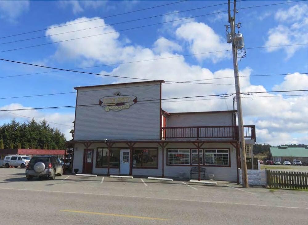 The Tyee Restaurant And Motel