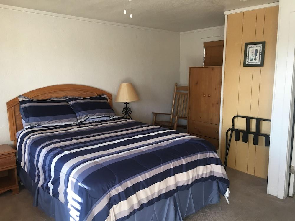 The Tyee Restaurant And Motel