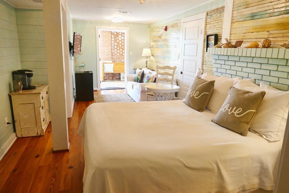 Beachview Bed And Breakfast