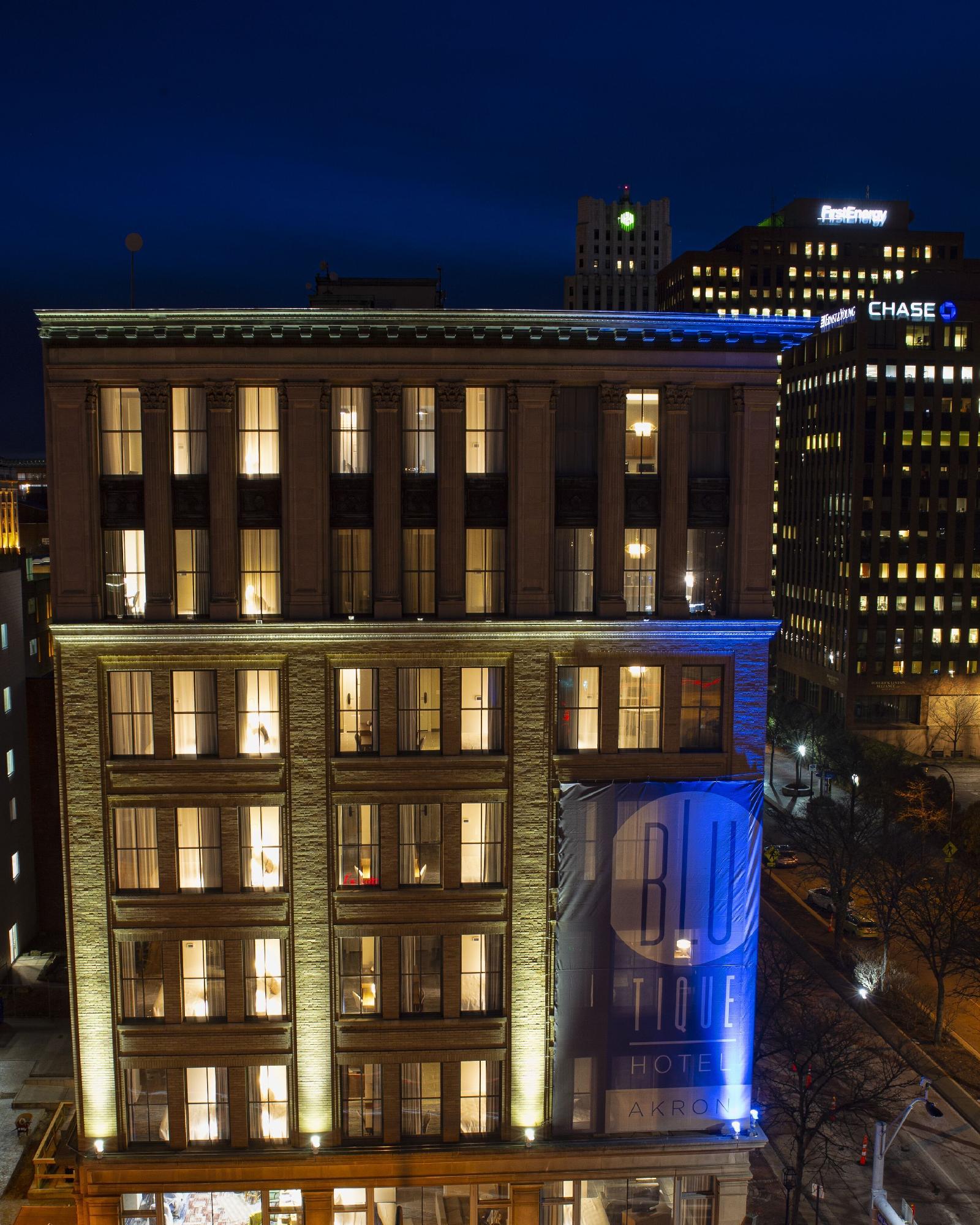 Blu-Tique Hotel