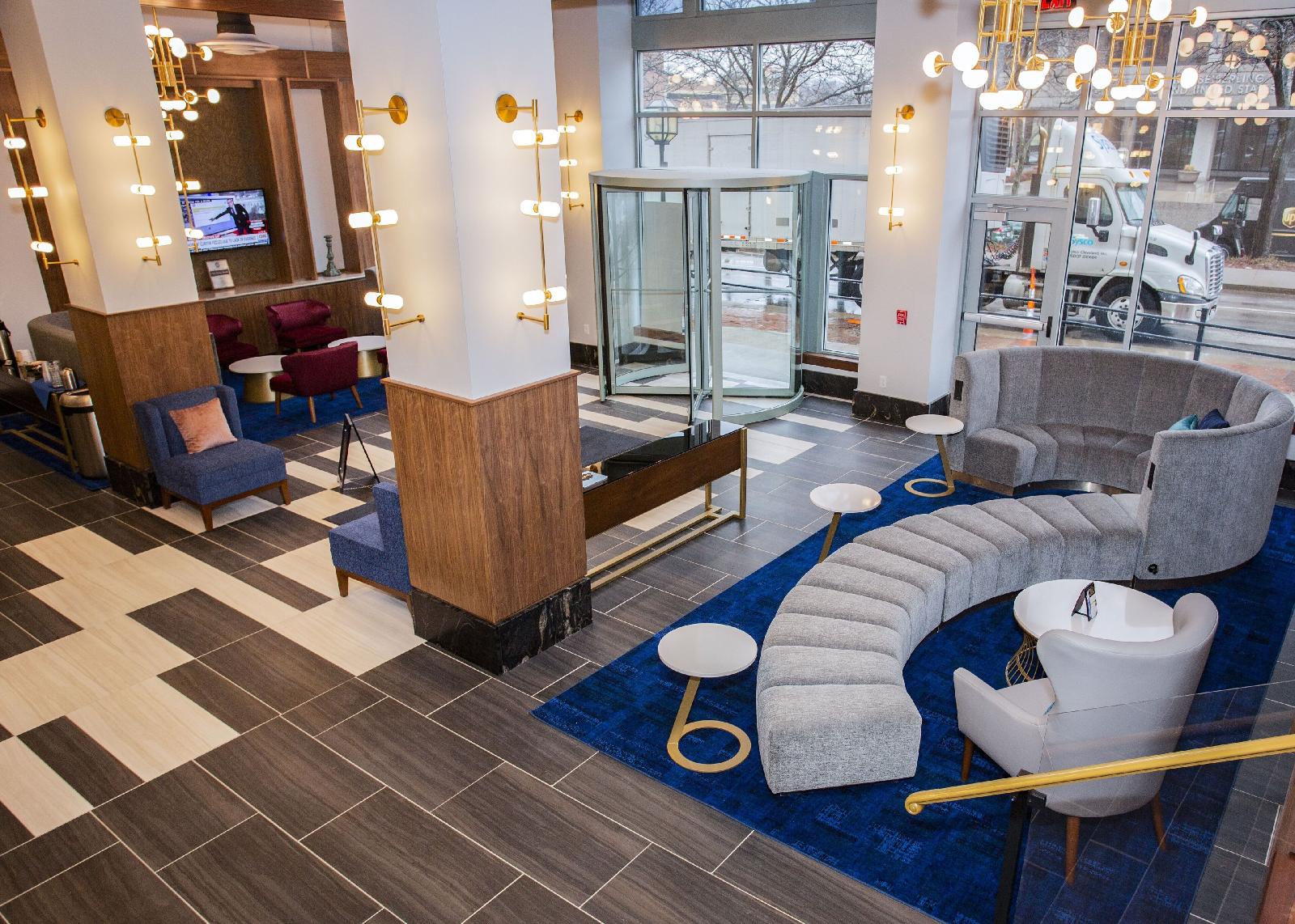 Blu-Tique Hotel