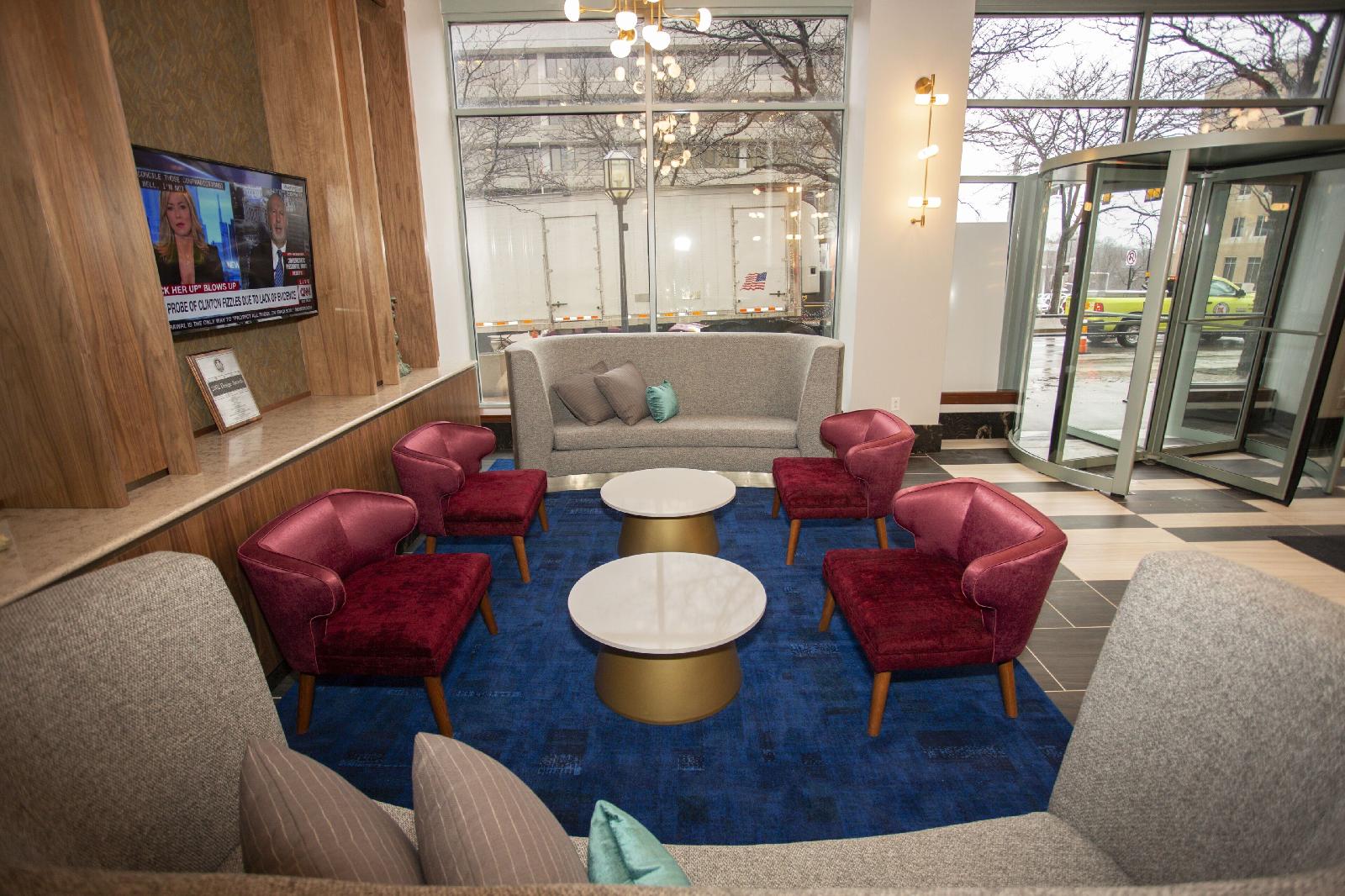 Blu-Tique Hotel