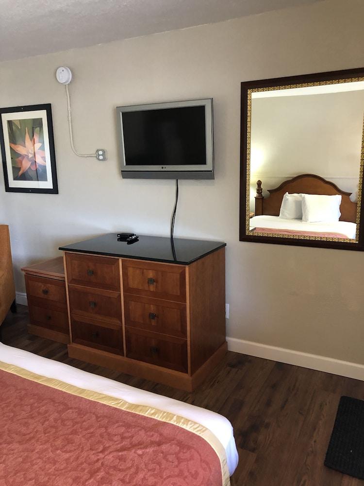 Ocala Cove Motel