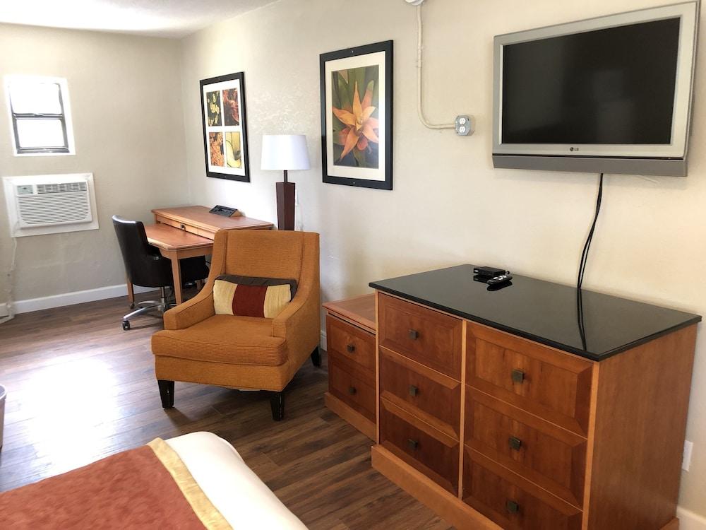 Ocala Cove Motel