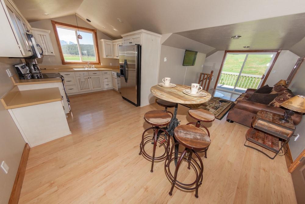 Star Valley Lodge