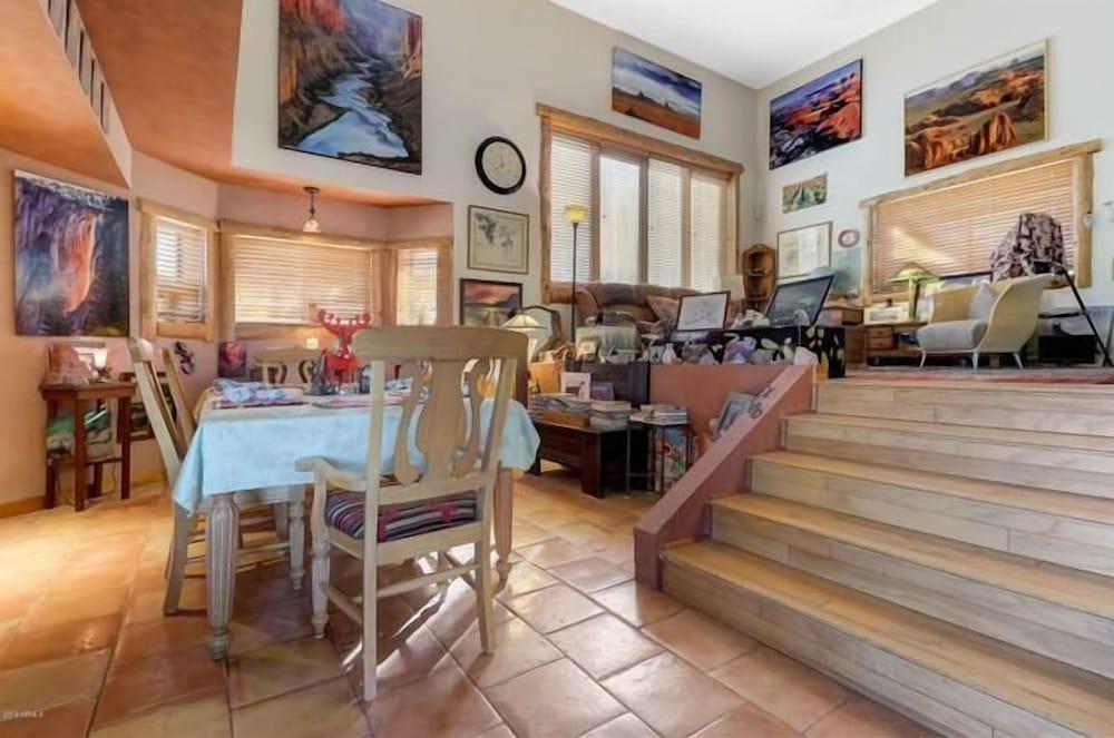 Spur Cross Bed And Breakfast