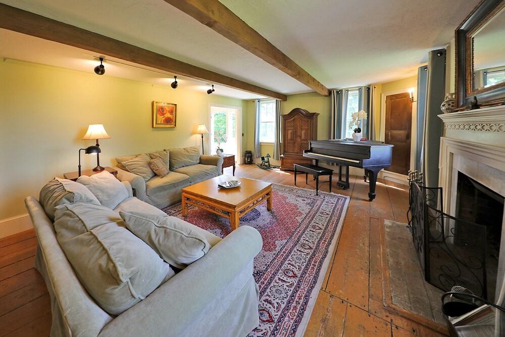 Jacob's Tanglewood Ranch