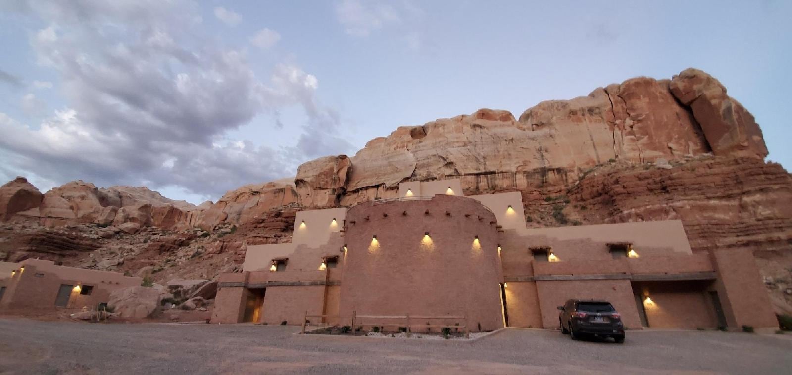 Bluff Dwellings Resort