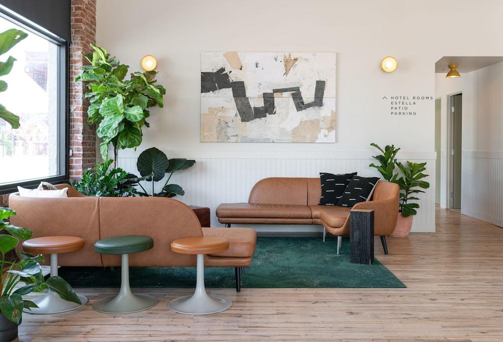The Jesse Hotel & Bar