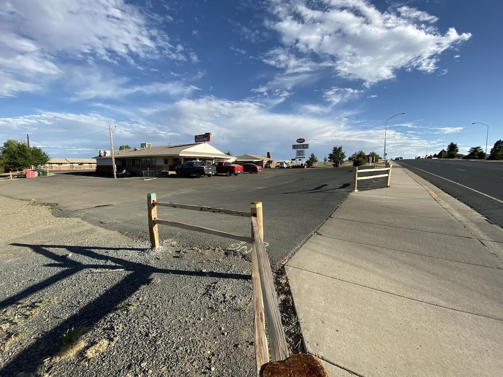Oasis Botique Motel