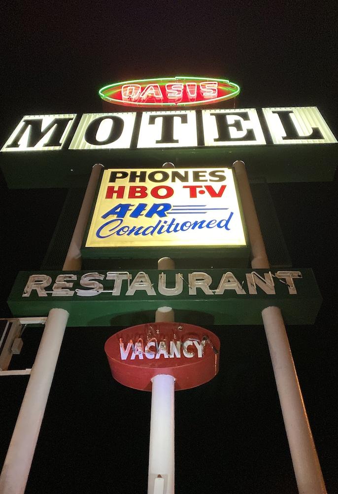 Oasis Botique Motel