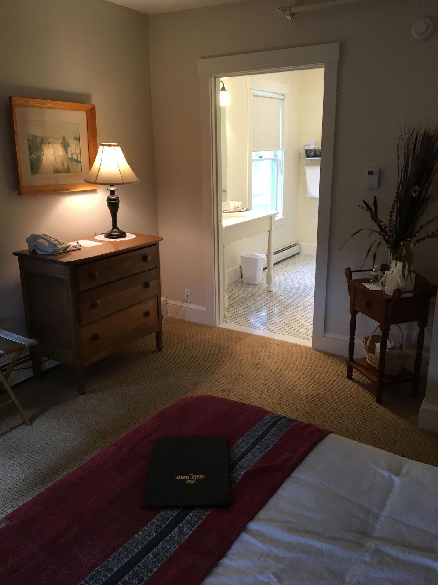 East Wind Inn