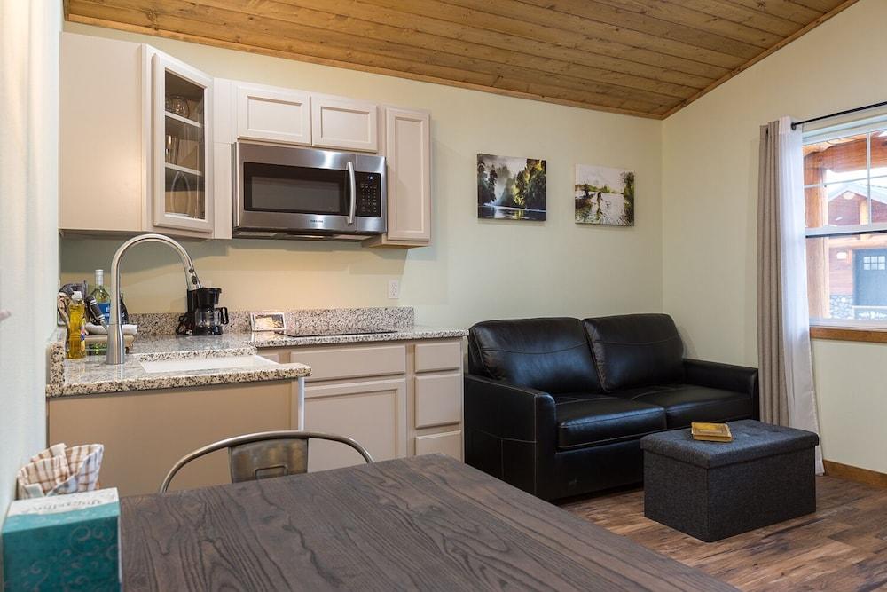 Woodland Inns