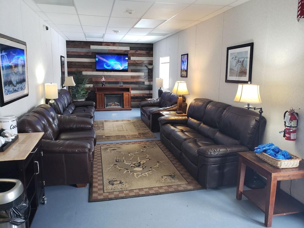 Target Hospitality-Williams County Lodge