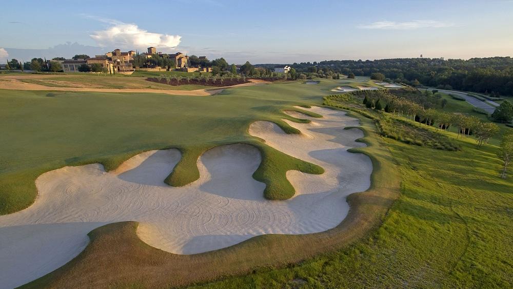 Siena at Bella Collina