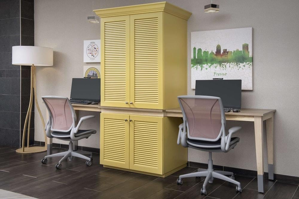 Home2 Suites by Hilton Clovis Fresno Airport