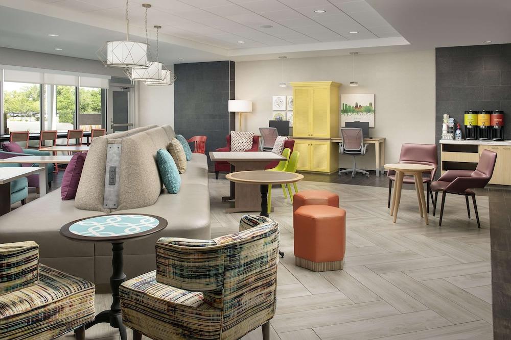 Home2 Suites by Hilton Clovis Fresno Airport