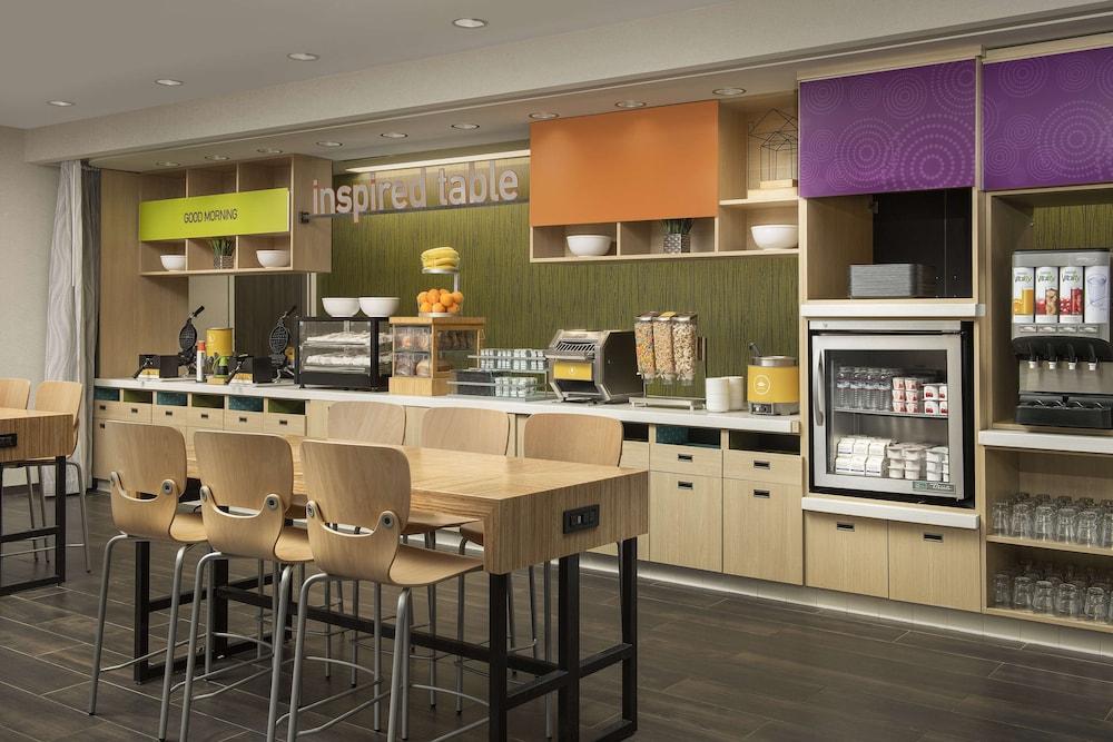Home2 Suites by Hilton Clovis Fresno Airport