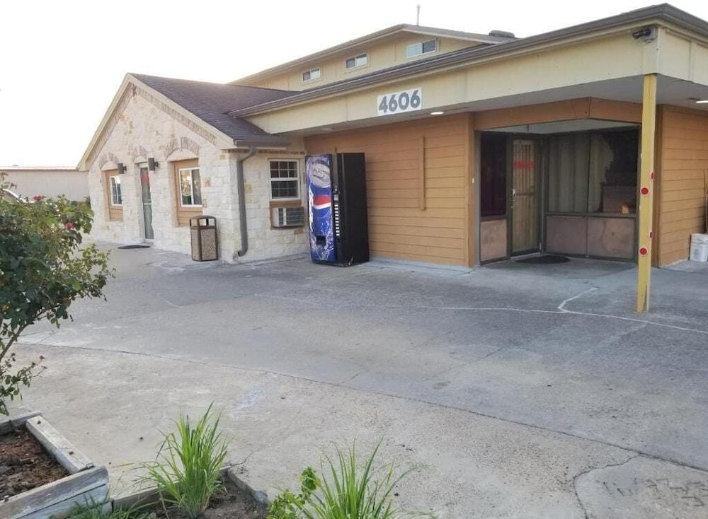Lone Star Inn by FairBridge