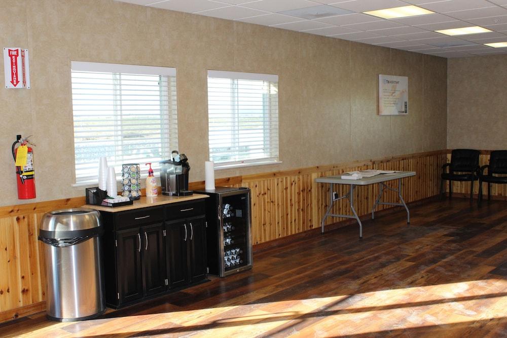 Target Hospitality-Seven Rivers Lodge Carlsbad