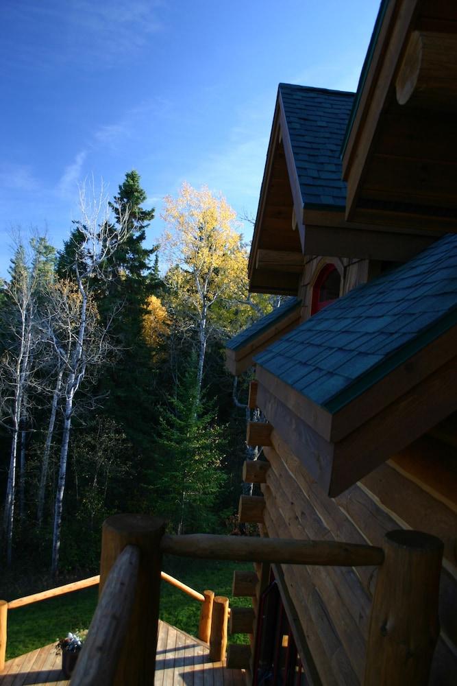 Baptism River Inn