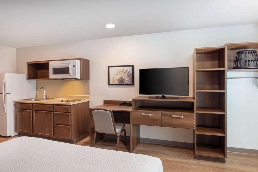 WoodSpring Suites Washington DC East Arena Drive