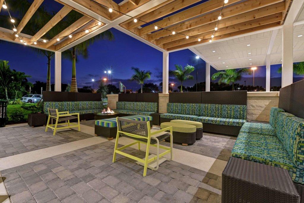 Home2 Suites by Hilton West Palm Beach Airport