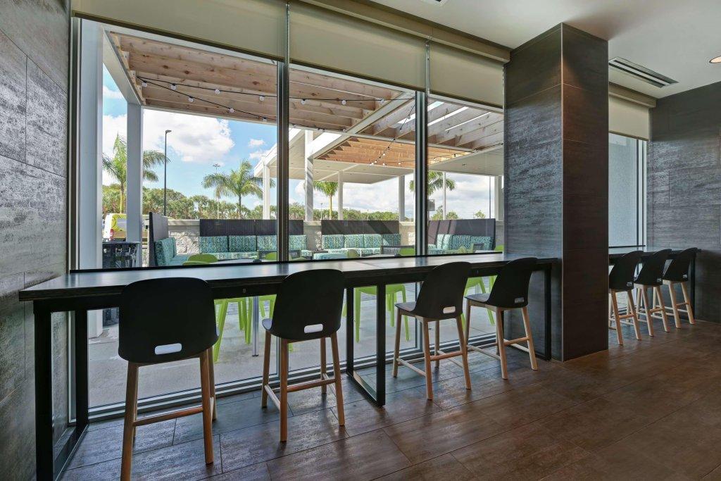 Home2 Suites by Hilton West Palm Beach Airport