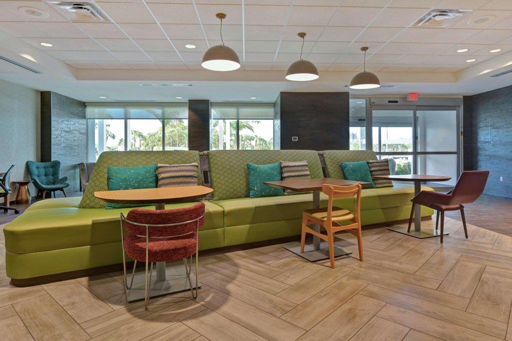 Home2 Suites by Hilton West Palm Beach Airport