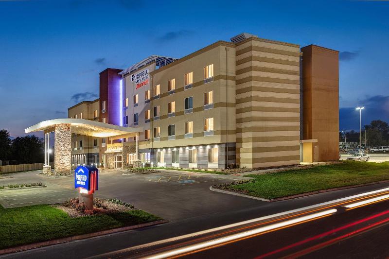Fairfield Inn & Suites Kansas City Belton