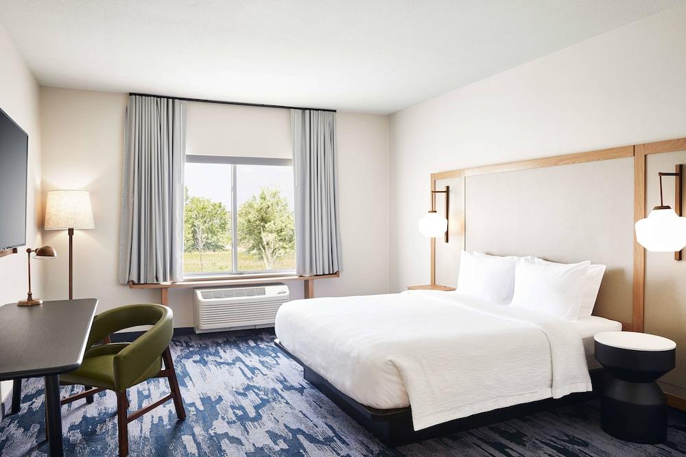 Fairfield Inn & Suites Kansas City Belton