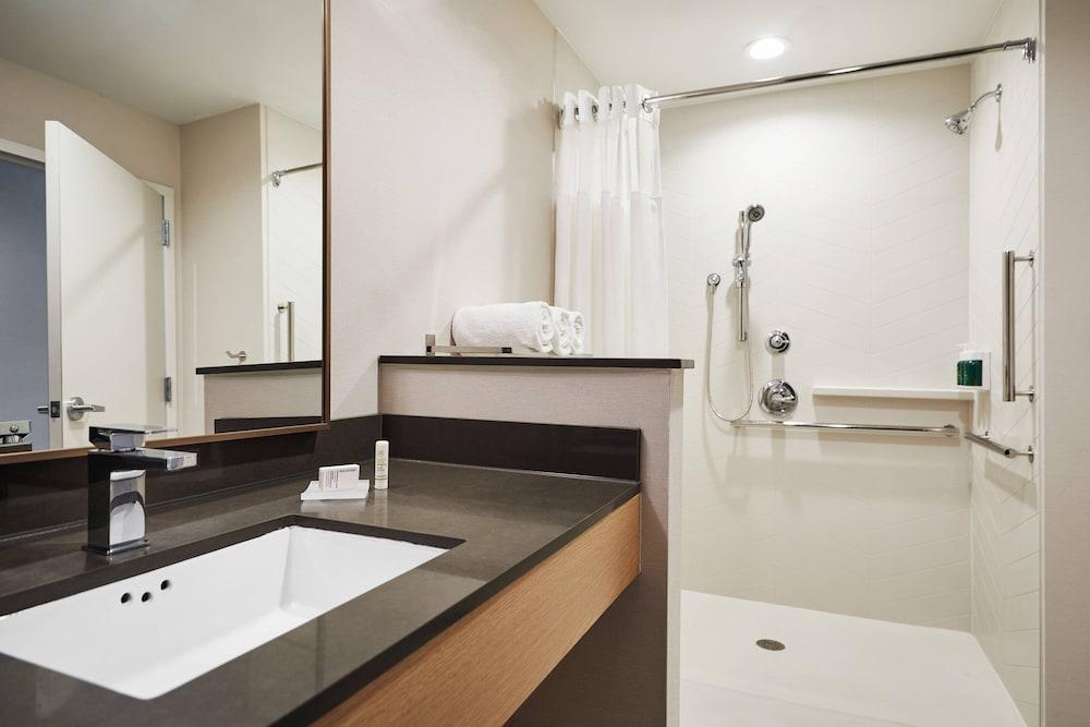 Fairfield Inn & Suites Kansas City Belton