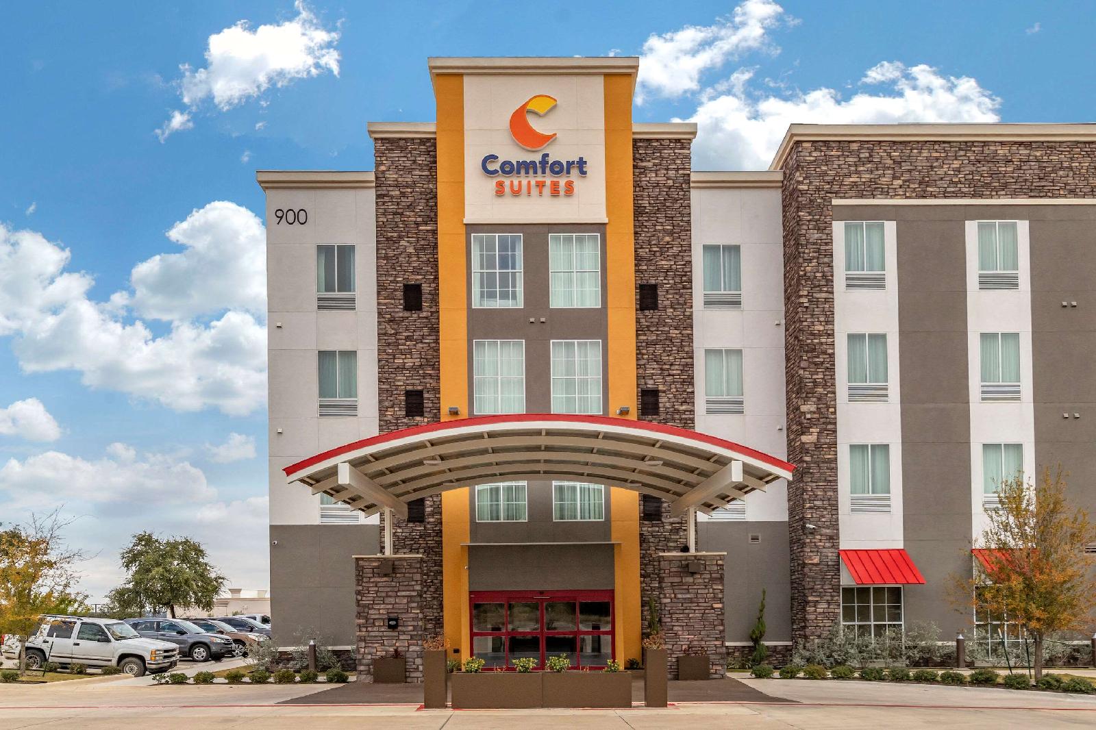 Comfort Suites