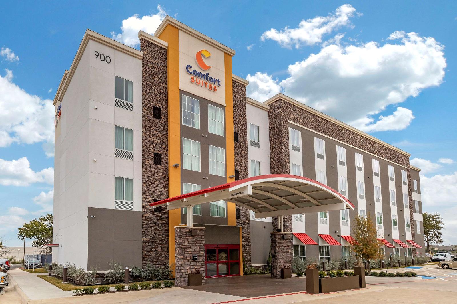 Comfort Suites