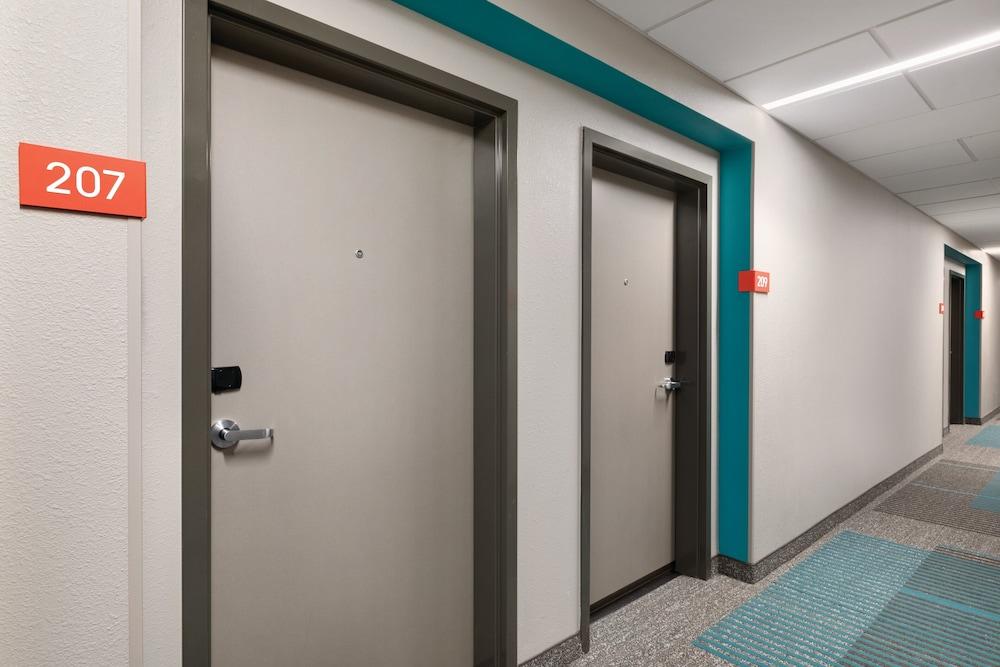 Avid Hotels Boston Logan Airport Revere