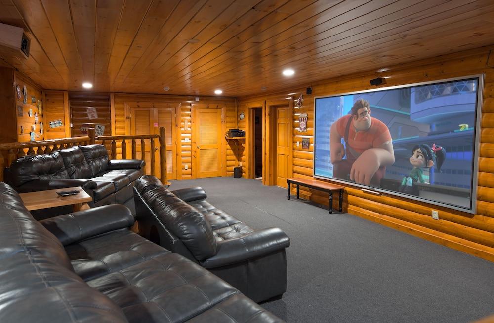 Mountain Movie Inn