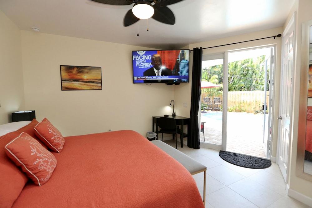 Fantasy Island Inn Caters to Men