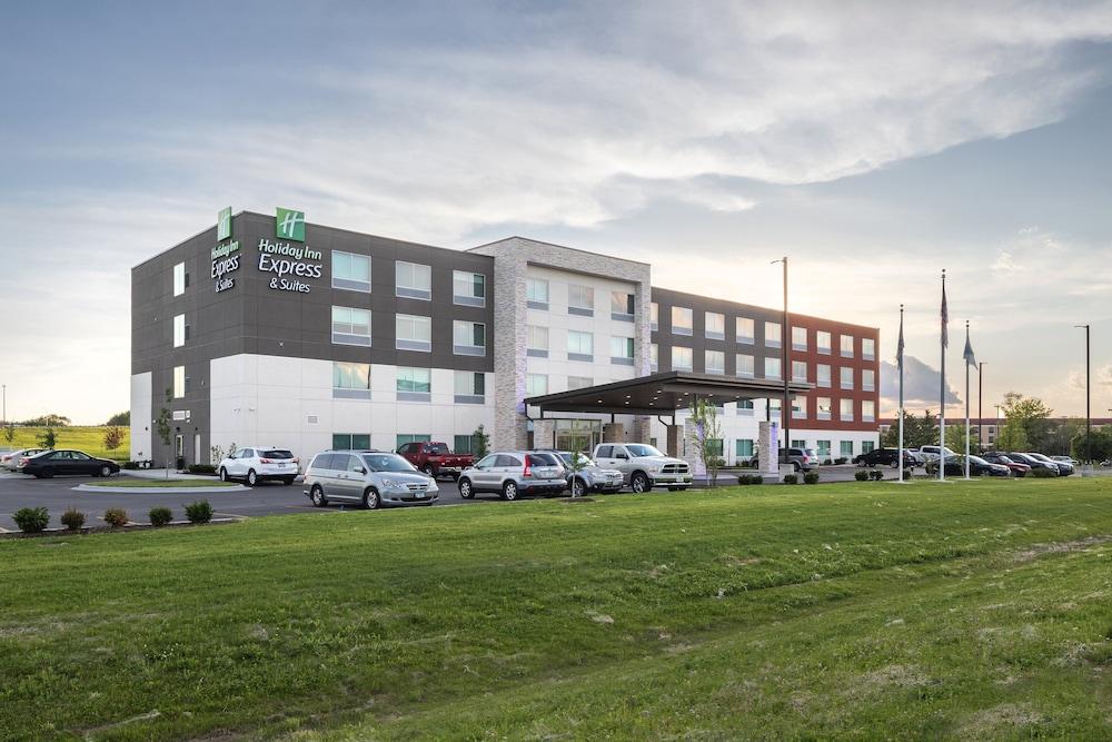 Holiday Inn Express & Suites Bourbonnais East - Bradley