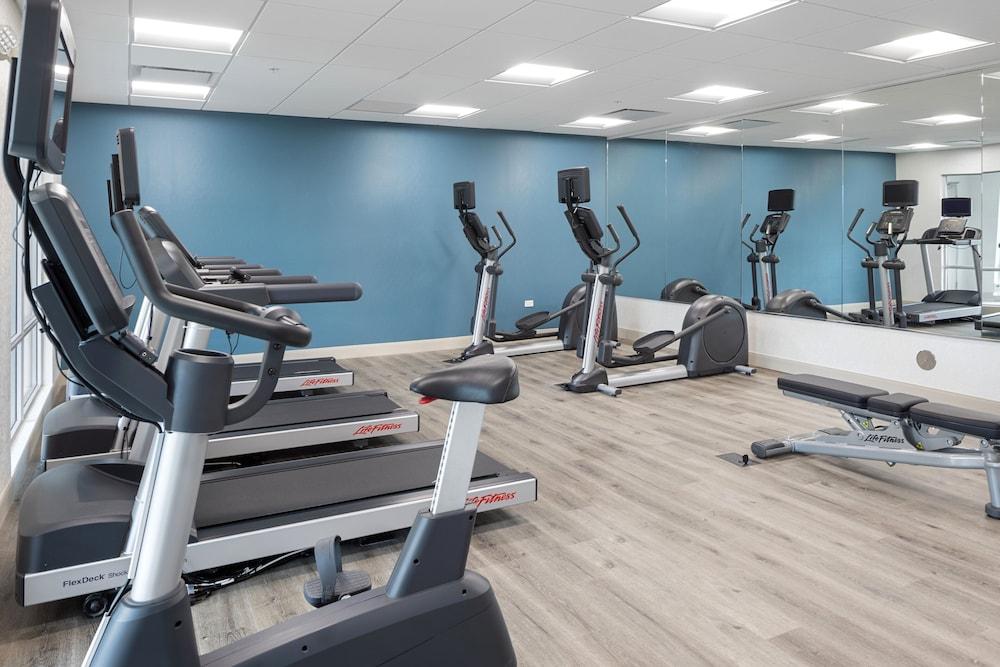 Holiday Inn Express & Suites Bourbonnais East - Bradley