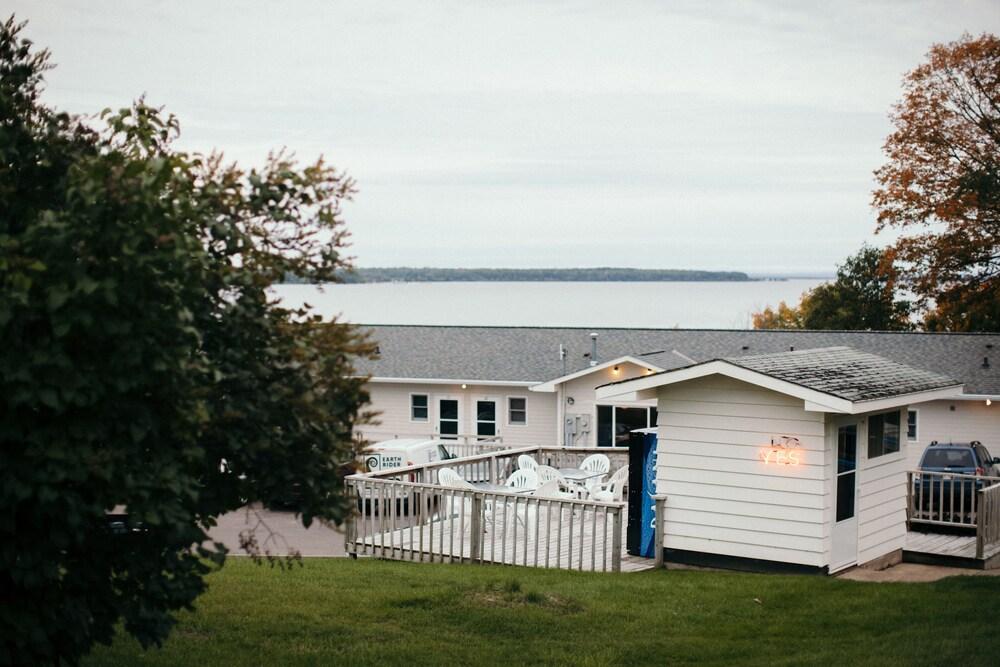 Seagull Bay Motel