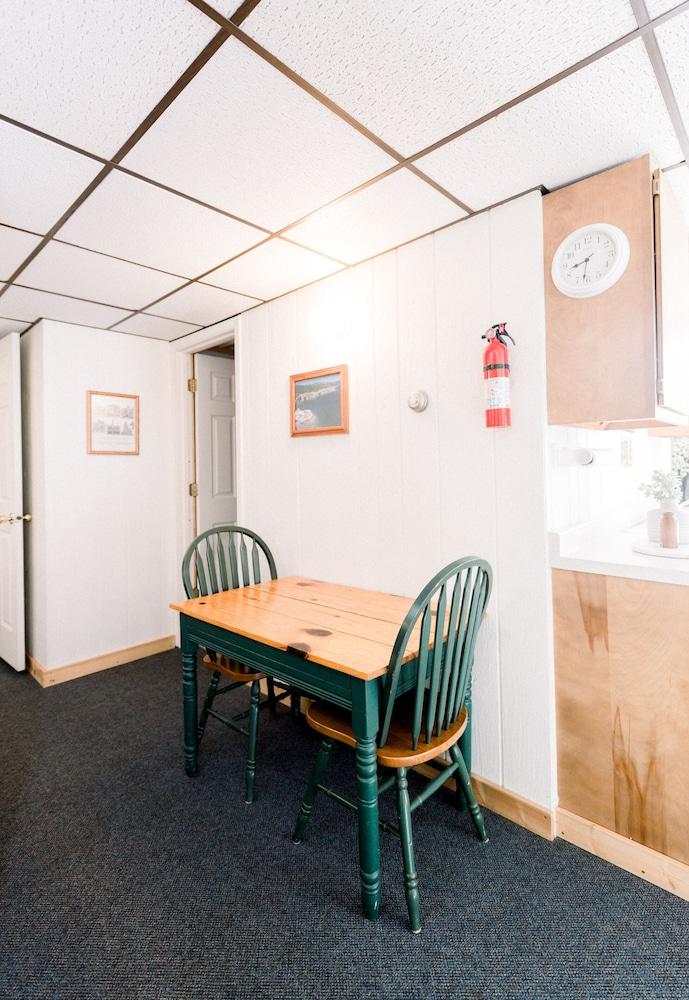 Seagull Bay Motel