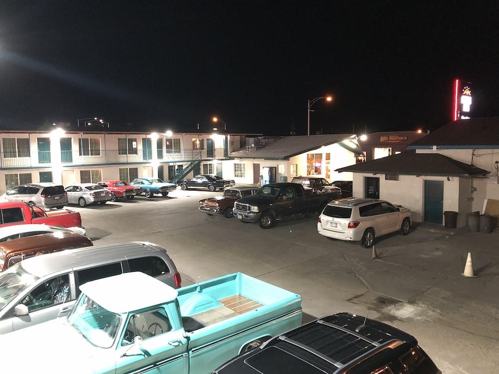 Dunes Inn