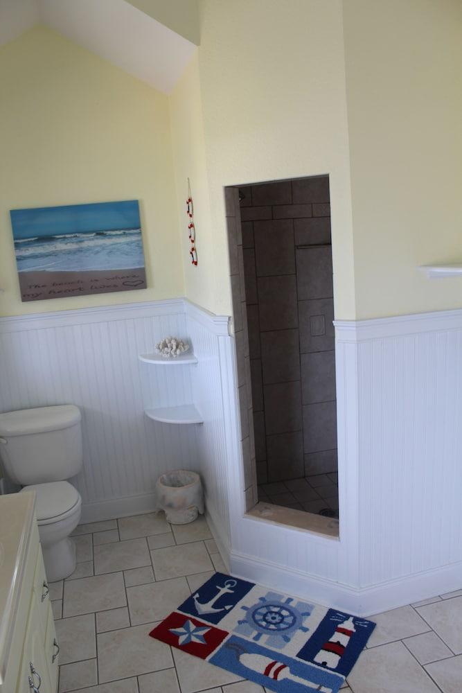 Sandbar Bed and Breakfast