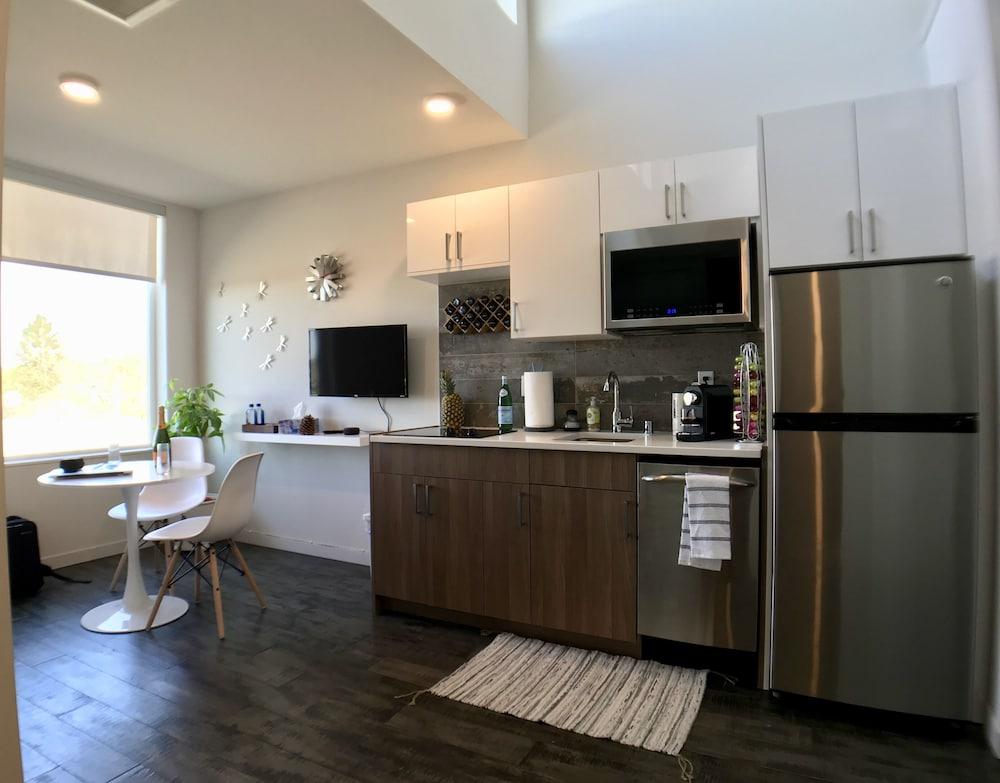 Modern Capitol Hill Studio