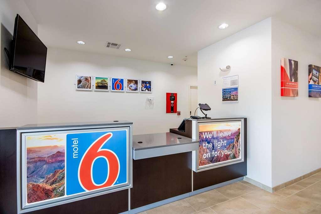 Motel 6 Channelview
