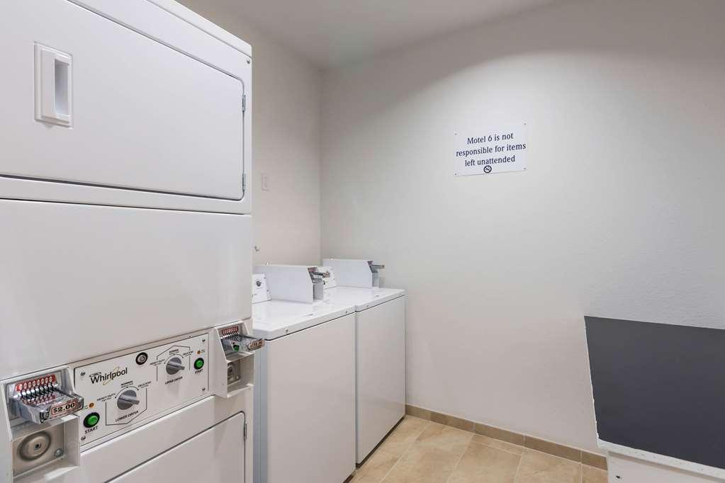 Motel 6 Channelview