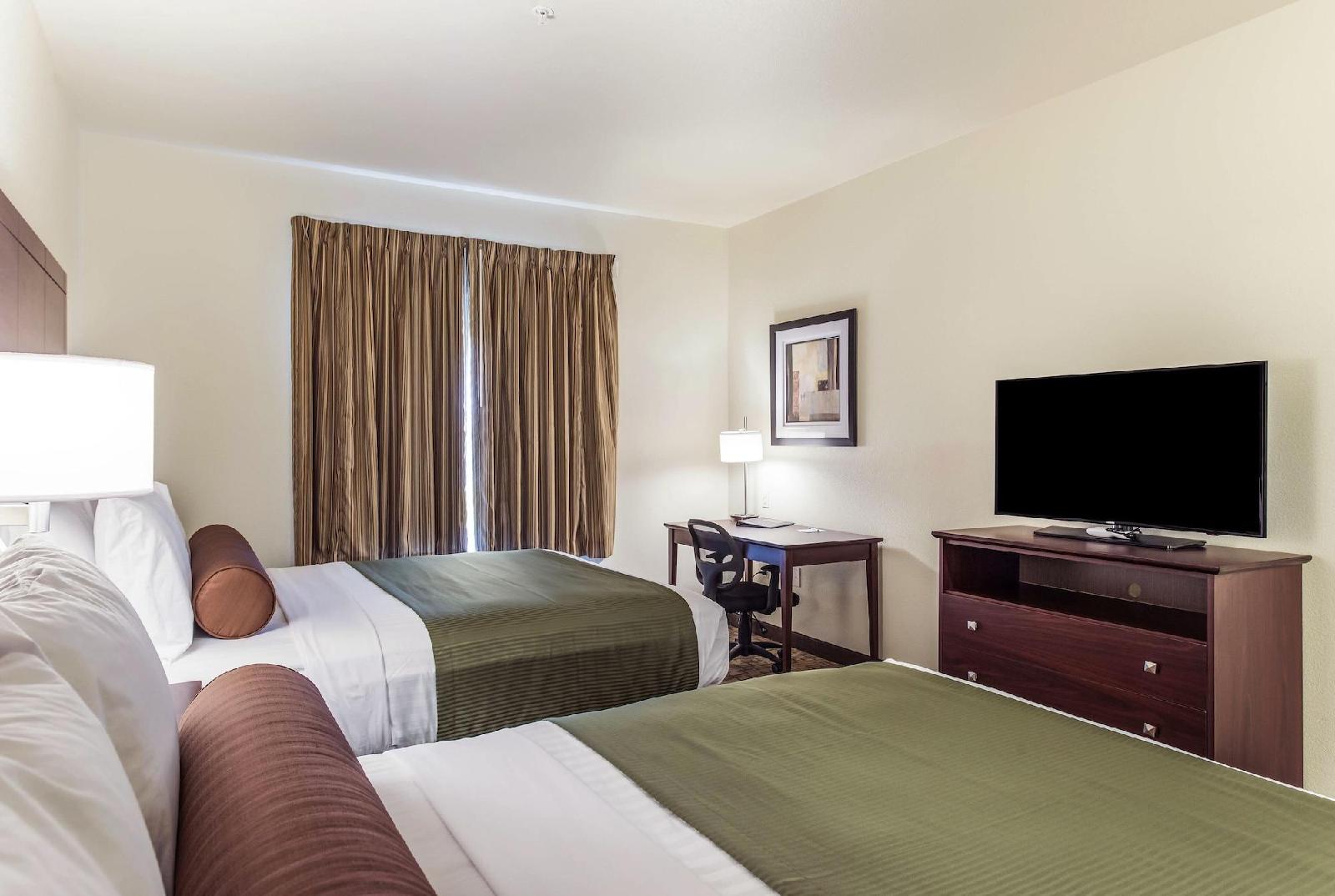 Cobblestone Hotel & Suites Torrington