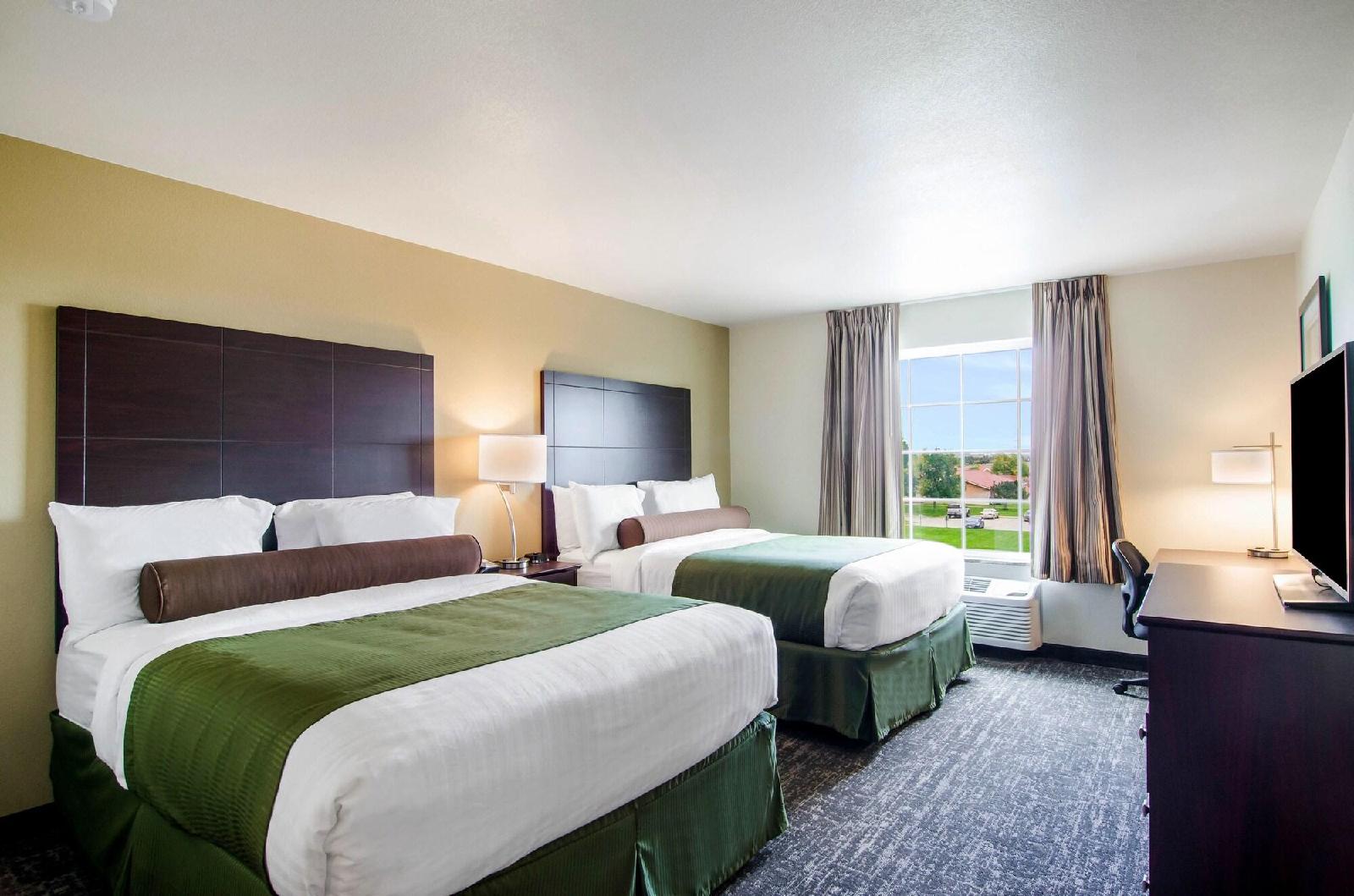 Cobblestone Hotel & Suites Torrington