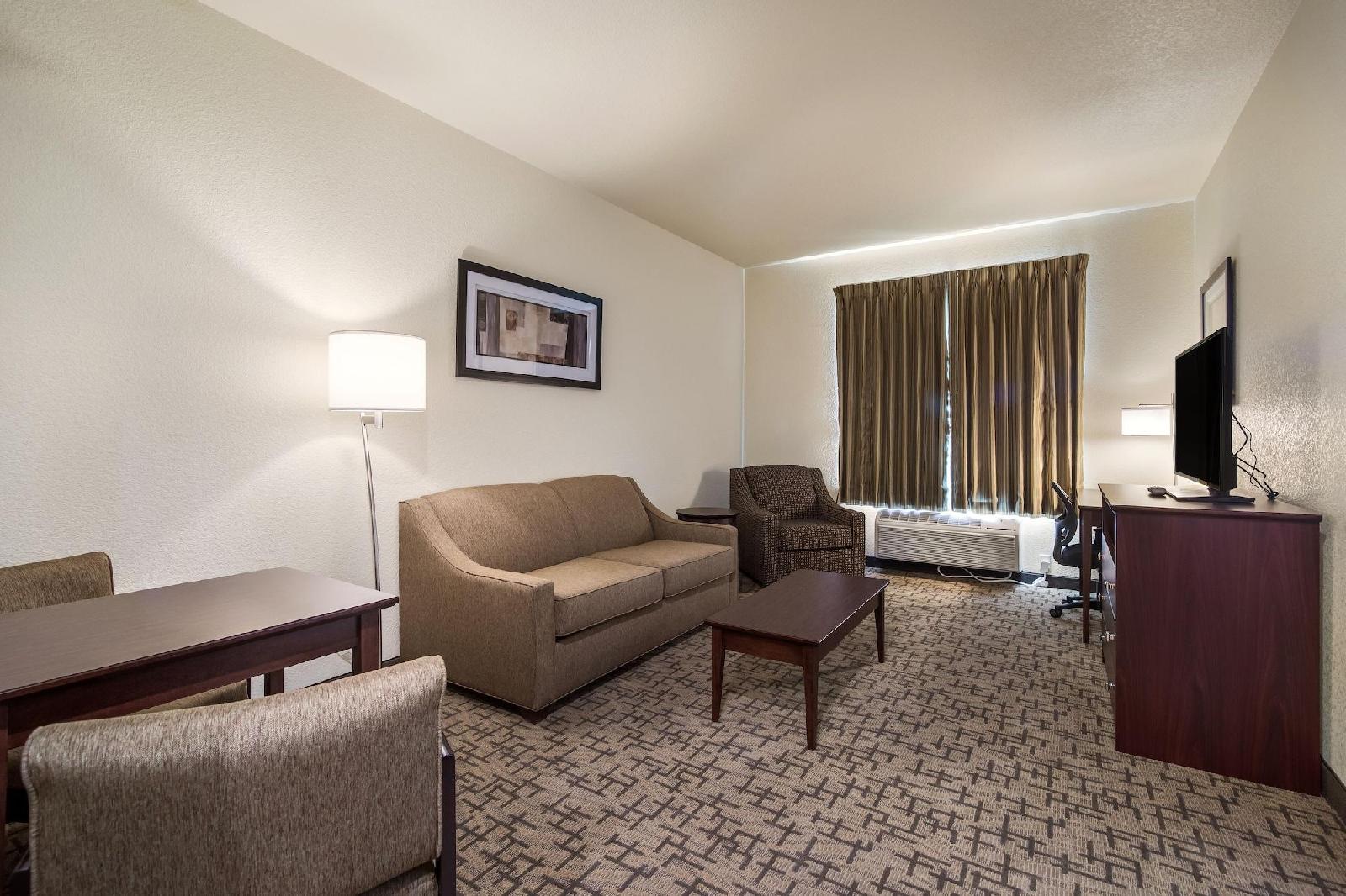 Cobblestone Hotel & Suites Torrington
