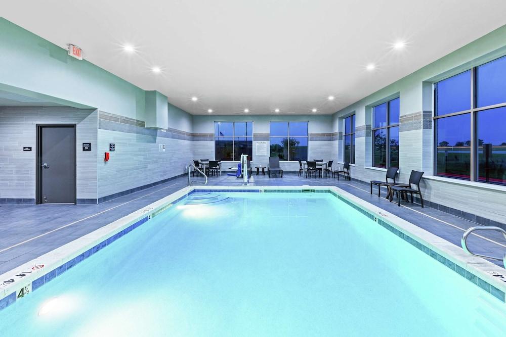 Hampton Inn by Hilton Gardner Convention Center